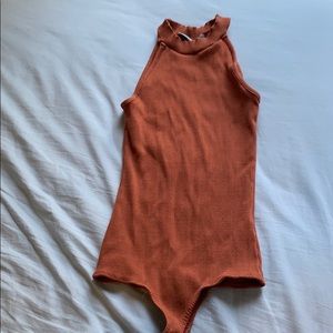 HALTER BODYSUIT